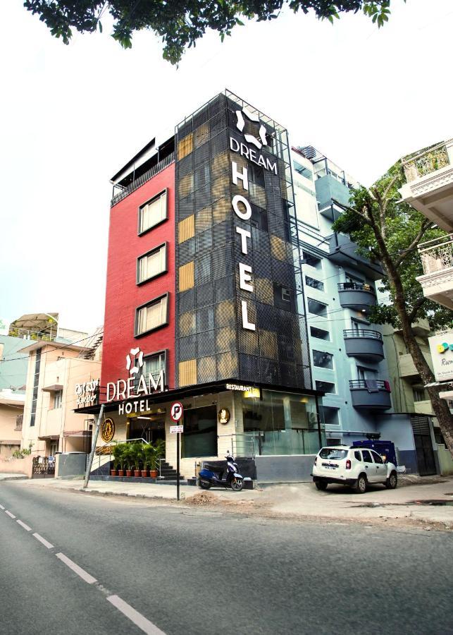 Dream Hotel - Richmond Bangalore Exteriör bild