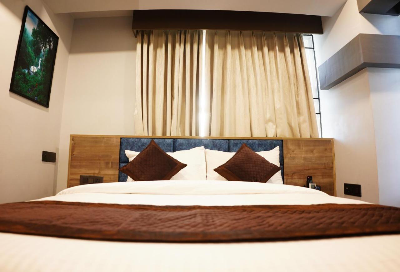 Dream Hotel - Richmond Bangalore Exteriör bild