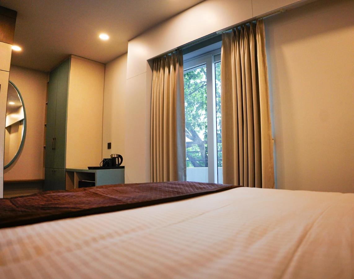 Dream Hotel - Richmond Bangalore Exteriör bild